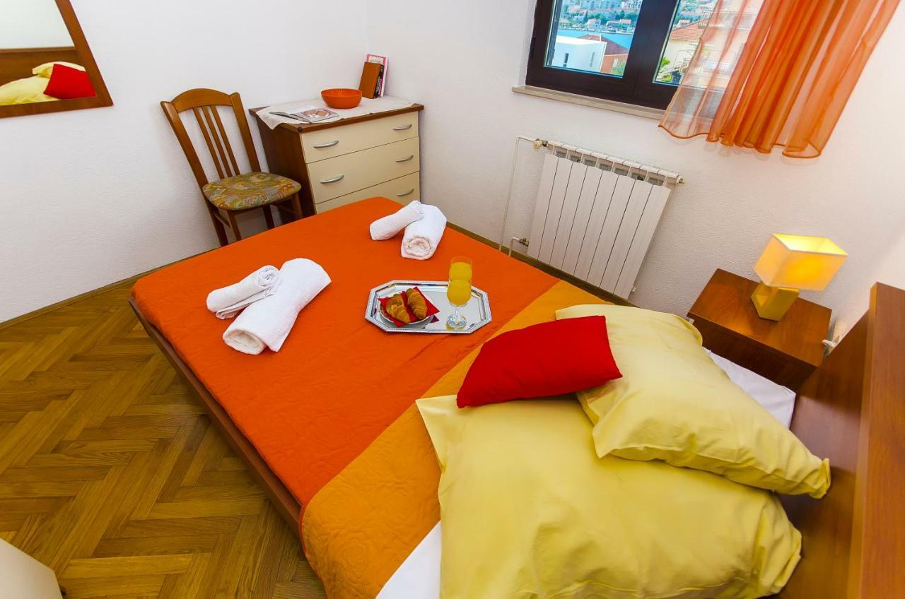 Apartment Ive Трогир Экстерьер фото