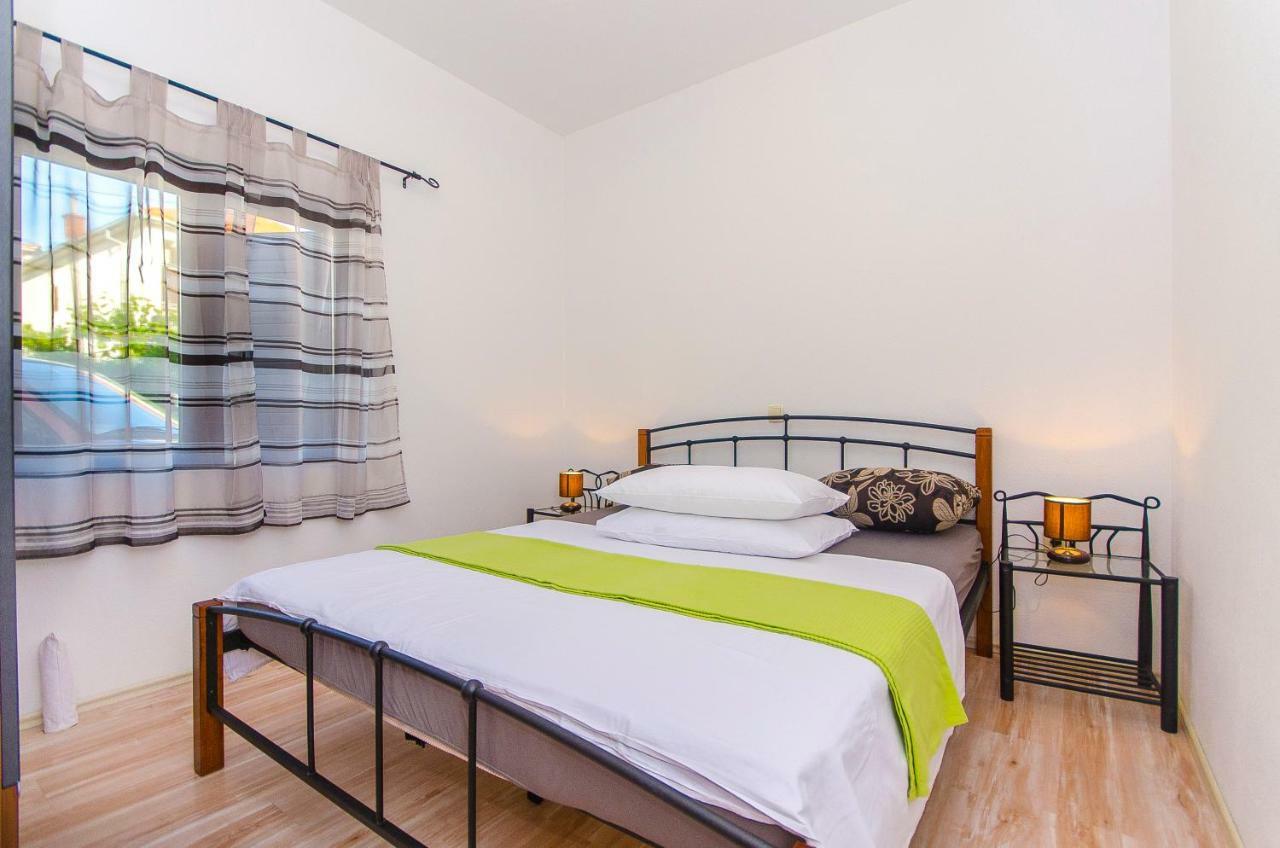 Apartment Ive Трогир Экстерьер фото